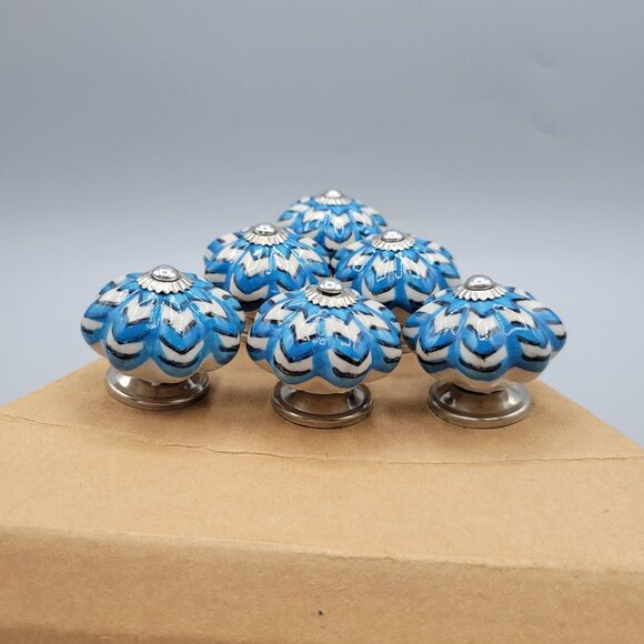 Ceramic Cabinet Drawer Knobs Blue White Silver Tone Set of 6 - Picture 4 of 5
